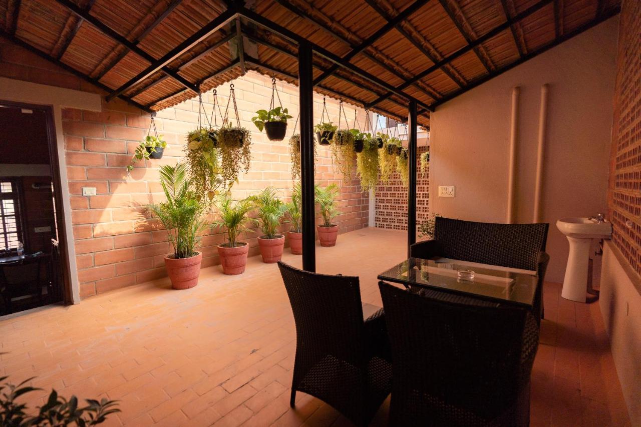 Luho Stone House Bed and Breakfast Μπανγκαλόρ Εξωτερικό φωτογραφία